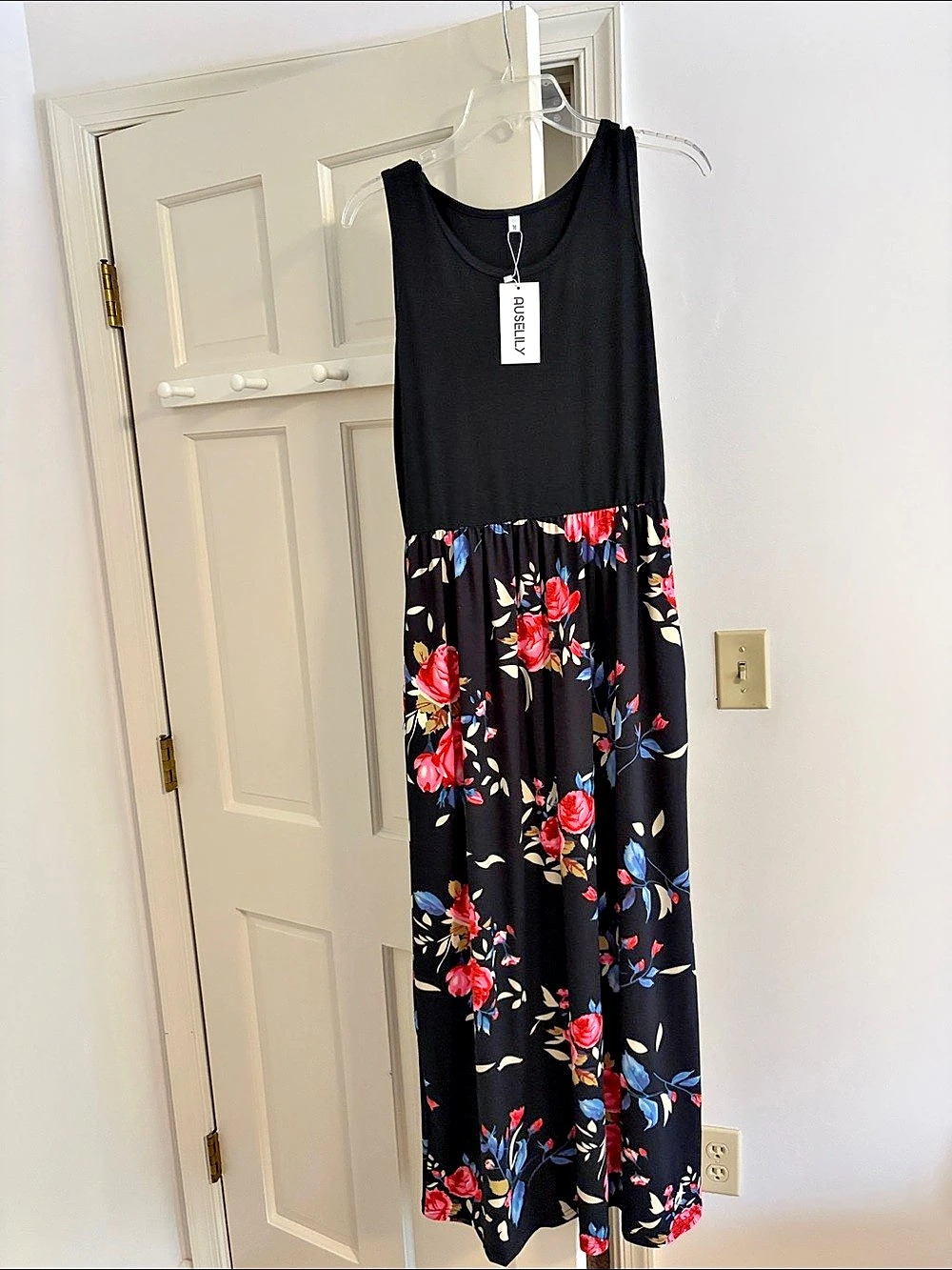 Auselily Women's Sleeveless Floral Maxi Dress Black & Red Medium NWT